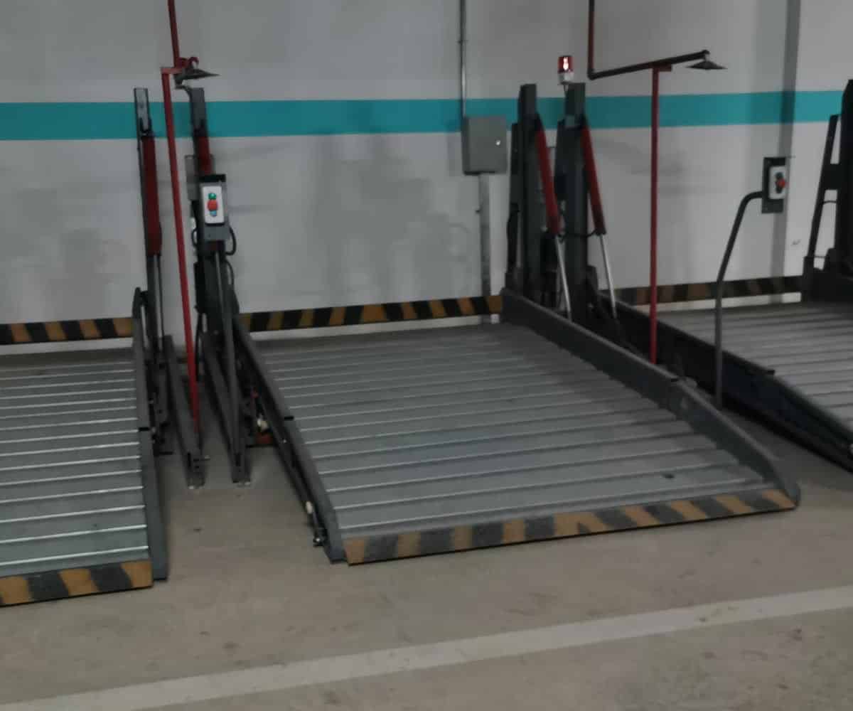 納溪地下室四柱升降式立體停車場設備